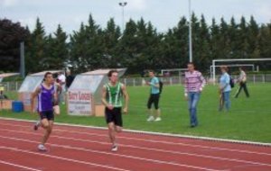 Christelle - Cécile et  Valentin titrés aux Départ