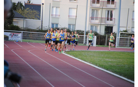Château Renault Meeting 1/2 Fond 14 04 17